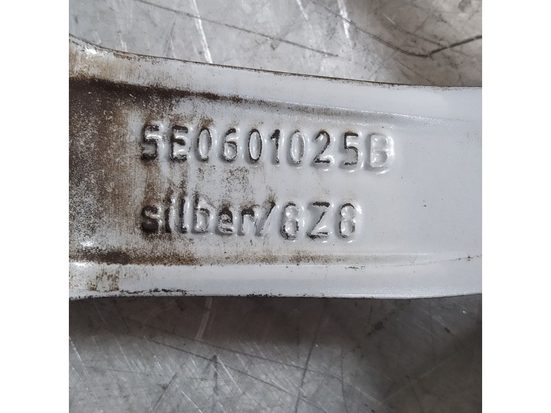 Recambio de llanta para skoda octavia combi (5e5) ambition referencia OEM IAM 5E0601025B  