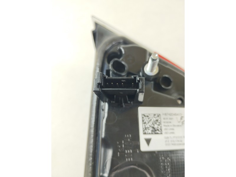 Recambio de piloto trasero derecho para bmw serie 3 berlina (g20) 318d referencia OEM IAM H8742045410  