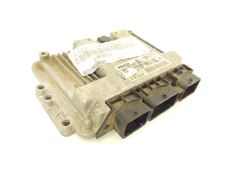 Recambio de centralita motor uce para peugeot 307 berlina (s2) xt referencia OEM IAM 9663786380 0281012467 