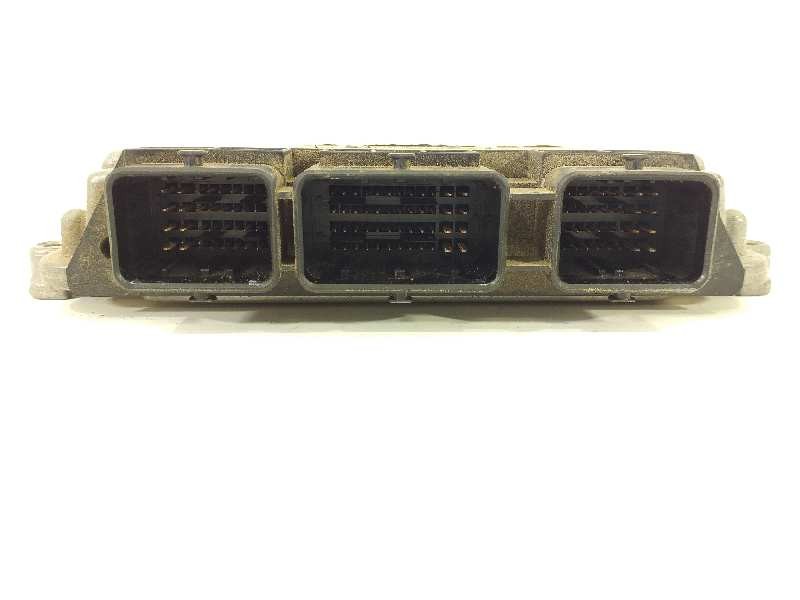 Recambio de centralita motor uce para peugeot 307 berlina (s2) xt referencia OEM IAM 9663786380 0281012467 