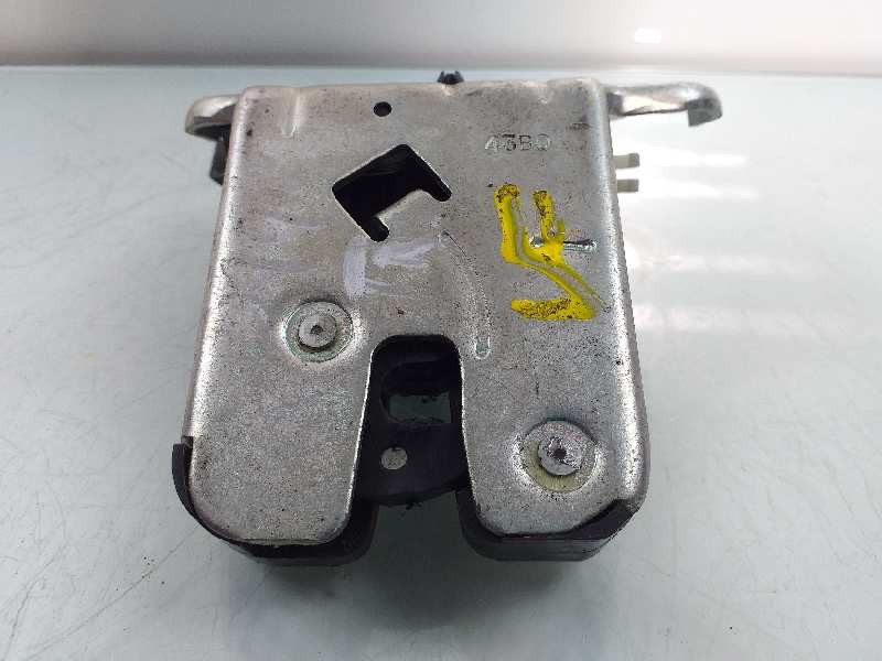 Recambio de cerradura maletero / porton para audi a1 (8x) attraction referencia OEM IAM 8K9827505A  