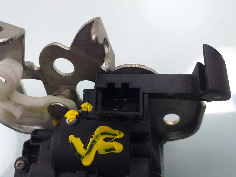 Recambio de cerradura maletero / porton para audi a1 (8x) attraction referencia OEM IAM 8K9827505A  