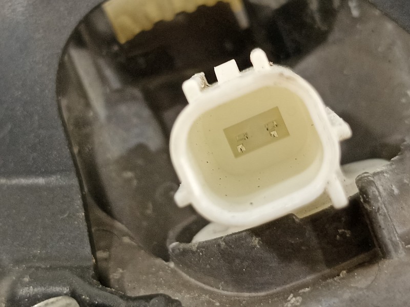 Recambio de faro antiniebla izquierdo para mazda cx-3 luxury referencia OEM IAM GHP951690A.  