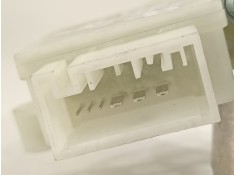 Recambio de motor elevalunas trasero izquierdo para bmw serie 3 berlina (g20) 318d referencia OEM IAM 8495867 C80700101 00146808 2