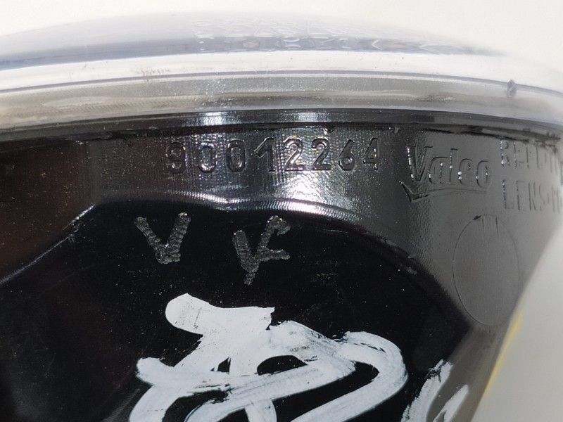 Recambio de faro antiniebla derecho para renault scenic iii grand limited referencia OEM IAM 90012264  