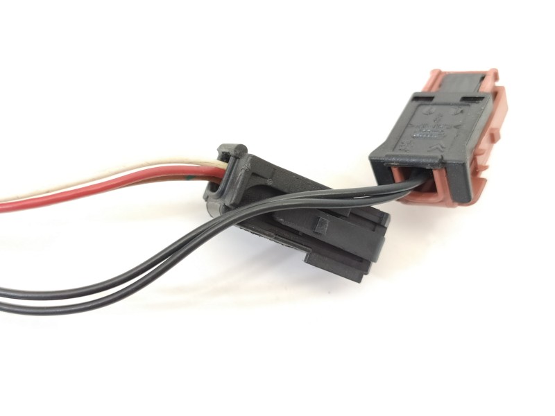 Recambio de retrovisor izquierdo para peugeot 1007 urban referencia OEM IAM 485585 12364250G 