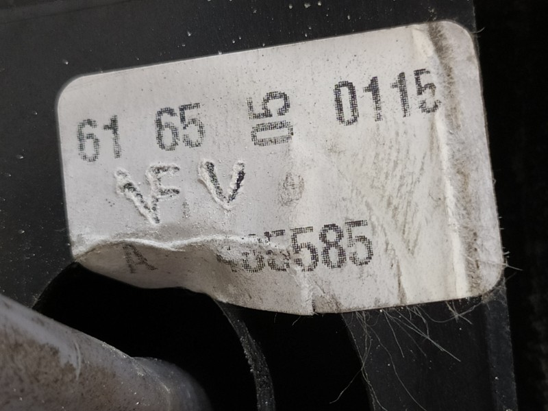 Recambio de retrovisor izquierdo para peugeot 1007 urban referencia OEM IAM 485585 12364250G 