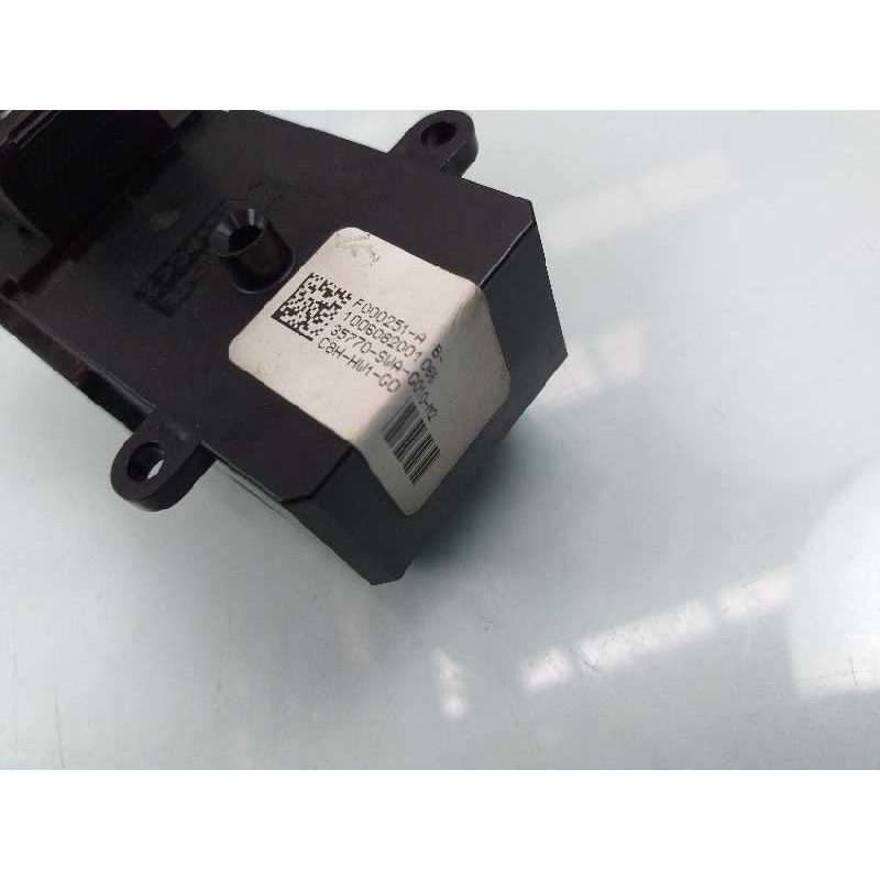 Recambio de mando elevalunas trasero derecho para honda cr-v (re) comfort referencia OEM IAM 35770SWAG010M2 F000251AB 1006082001
