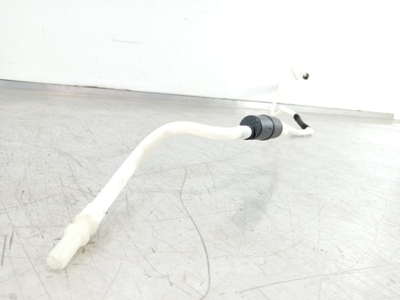 Recambio de tubo para seat ibiza (kj1) style go referencia OEM IAM 2Q0201997L  