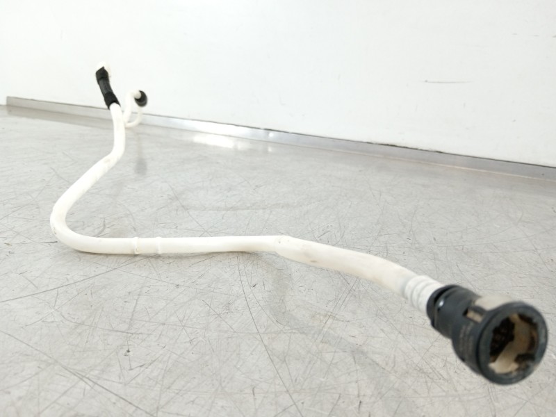 Recambio de tubo para seat ibiza (kj1) style go referencia OEM IAM 2Q0201997L  