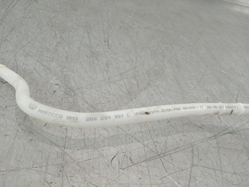 Recambio de tubo para seat ibiza (kj1) style go referencia OEM IAM 2Q0201997L  