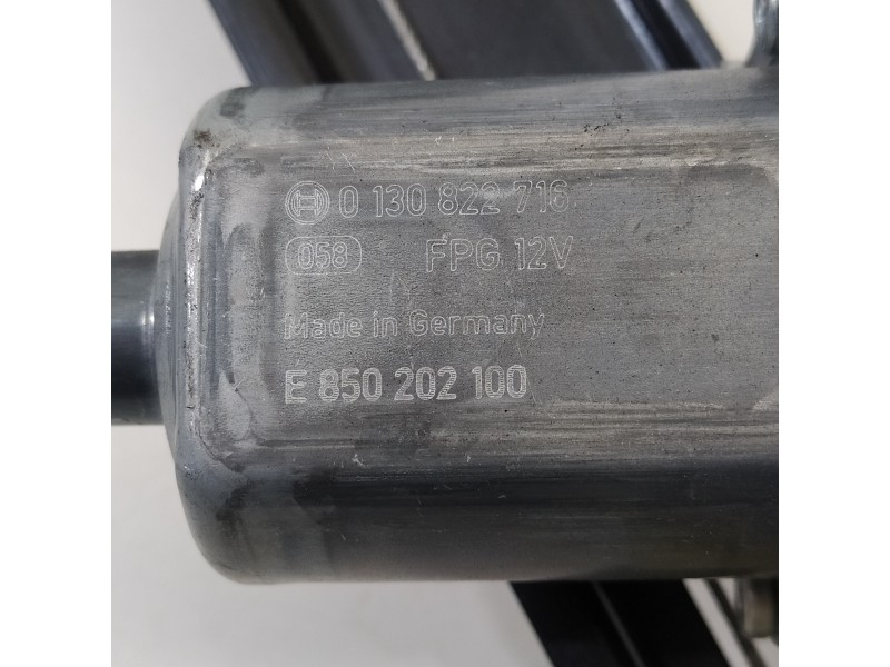 Recambio de elevalunas delantero derecho para seat leon st (5f8) style edition referencia OEM IAM 5Q0959802B  