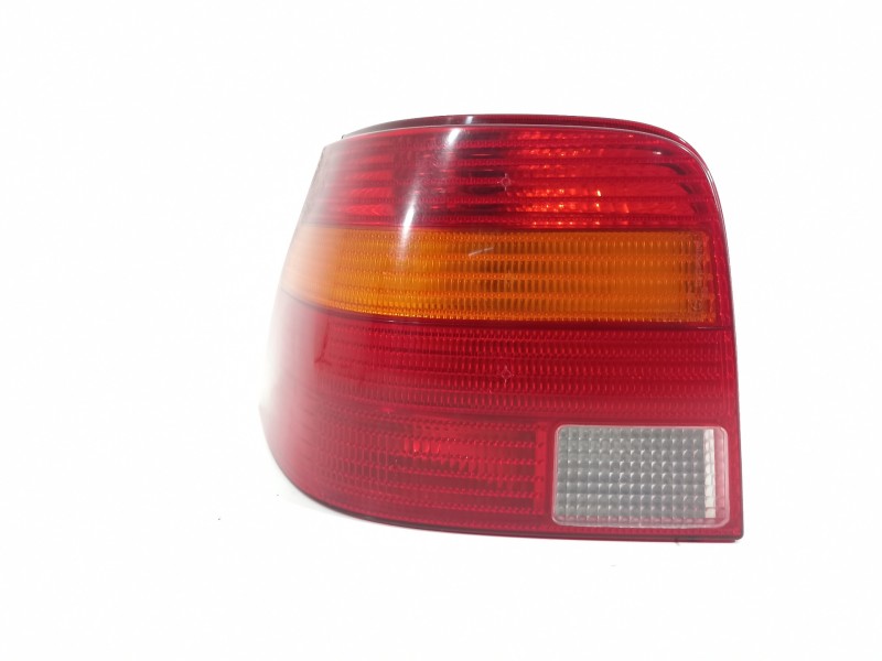 Recambio de piloto trasero izquierdo para volkswagen golf iv berlina (1j1) básico referencia OEM IAM 1J6945095Q  