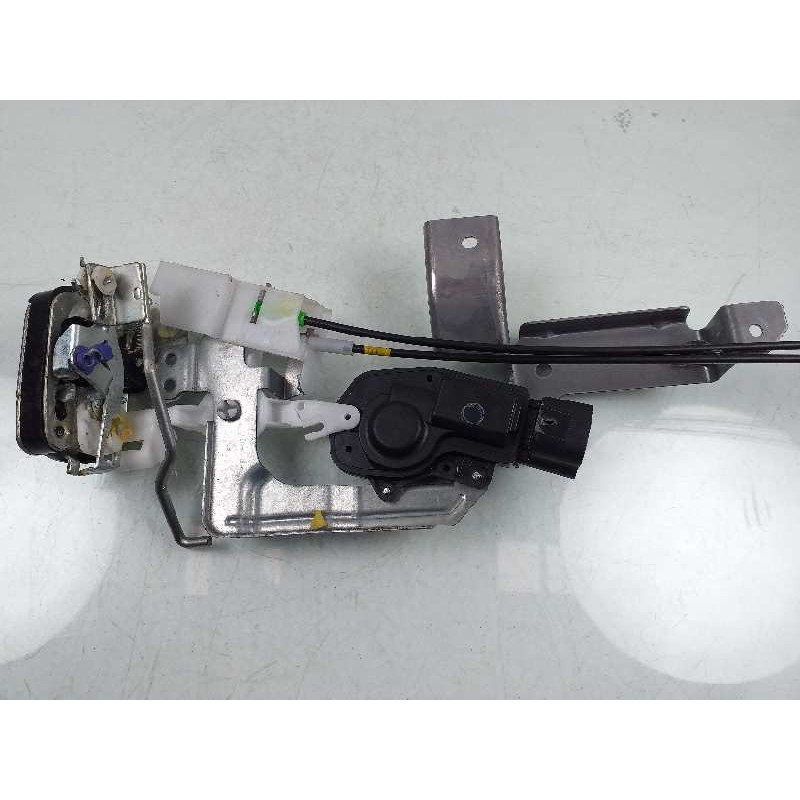 Recambio de cerradura puerta delantera derecha para mitsubishi canter euro 5/eev chasis cabina camion referencia OEM IAM 1N5K180