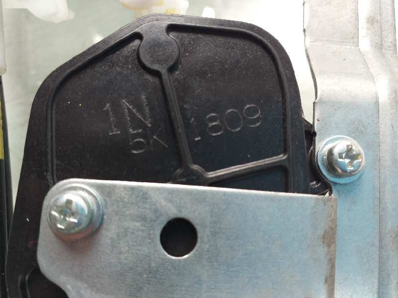 Recambio de cerradura puerta delantera derecha para mitsubishi canter euro 5/eev chasis cabina camion referencia OEM IAM 1N5K180