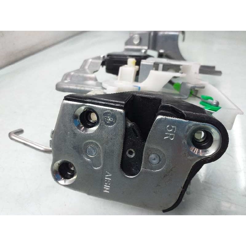 Recambio de cerradura puerta delantera derecha para mitsubishi canter euro 5/eev chasis cabina camion referencia OEM IAM 1N5K180