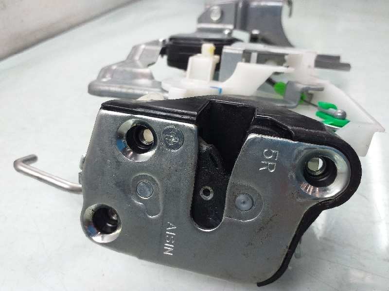 Recambio de cerradura puerta delantera derecha para mitsubishi canter euro 5/eev chasis cabina camion referencia OEM IAM 1N5K180