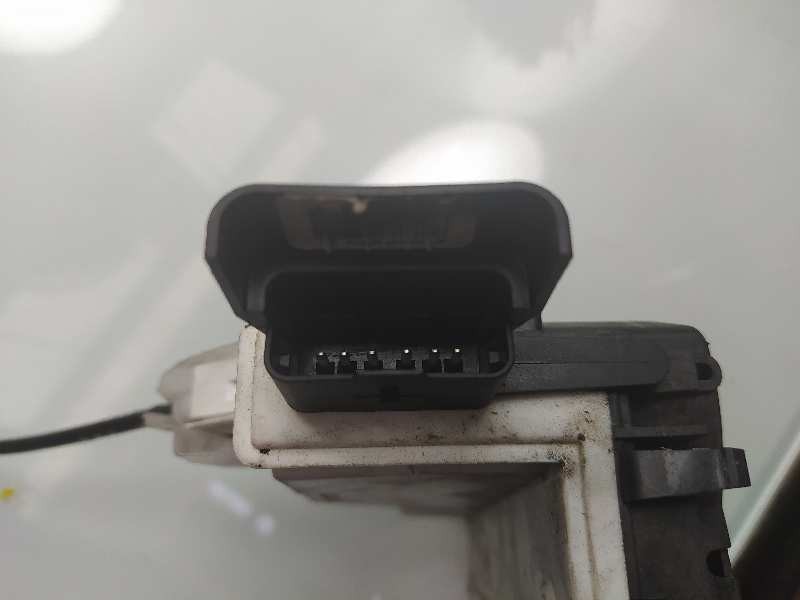 Recambio de cerradura puerta delantera derecha para citroën c3 business referencia OEM IAM 732308  