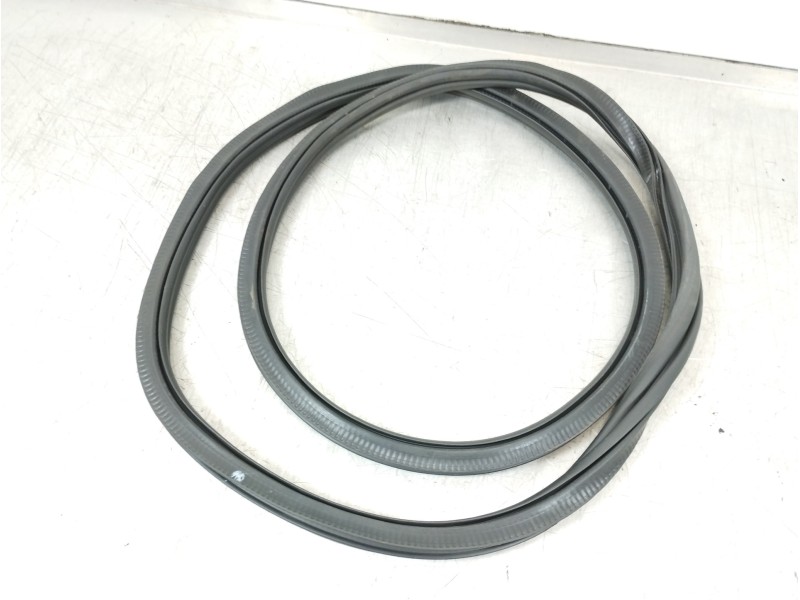 Recambio de gomas contorno puerta para seat ibiza (kj1) style go referencia OEM IAM 6F0867367D 6F0867367E9B9 