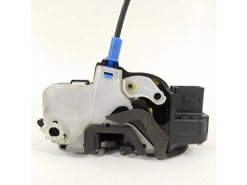 Recambio de cerradura puerta delantera derecha para opel mokka x excellence referencia OEM IAM 13579523  