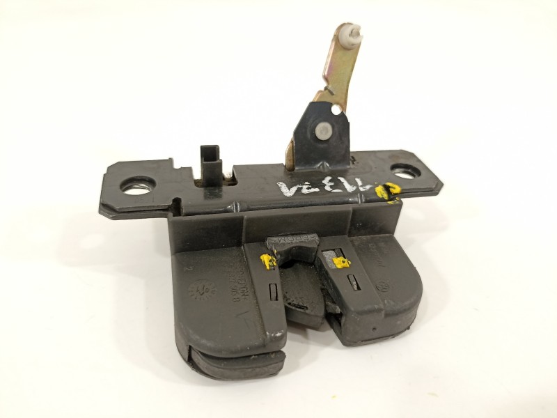 Recambio de cerradura maletero / porton para volkswagen golf iv berlina (1j1) básico referencia OEM IAM 1J6827505B  