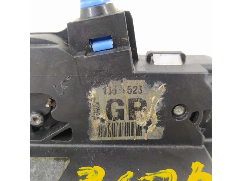 Recambio de cerradura puerta delantera derecha para opel mokka x excellence referencia OEM IAM 13579523  