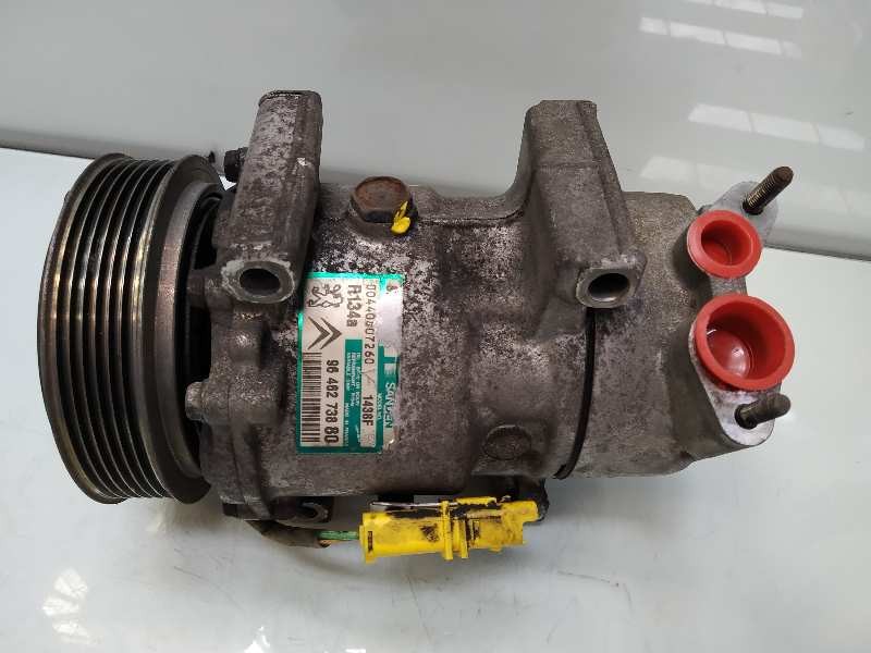 Recambio de compresor aire acondicionado para citroën xsara berlina 1.6i 16v premier referencia OEM IAM 9646273880  