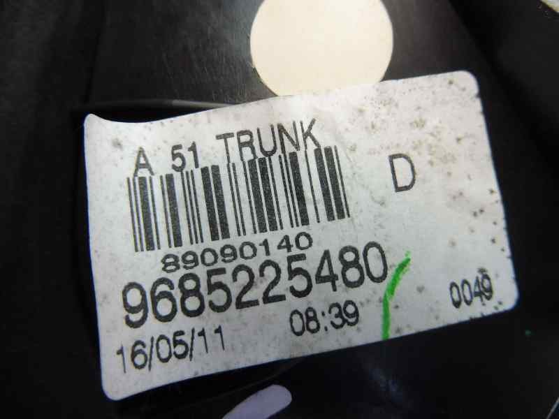 Recambio de piloto trasero derecho en porton para citroën c3 business referencia OEM IAM 9685225480  