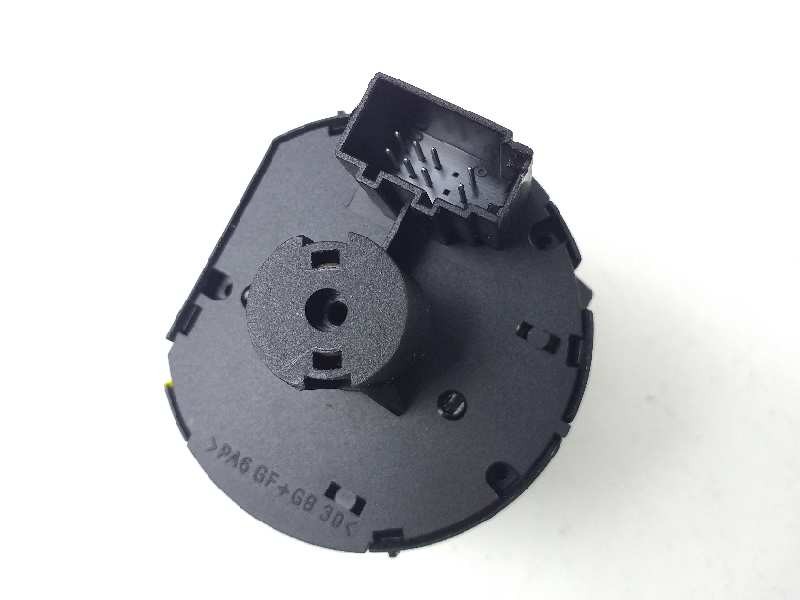 Recambio de mando luces para seat leon (5f1) reference plus referencia OEM IAM 5G0941431T  