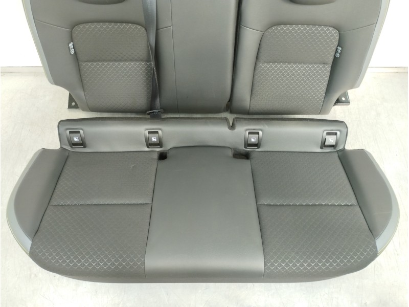 Recambio de asientos traseros para nissan juke (f16) referencia OEM IAM   