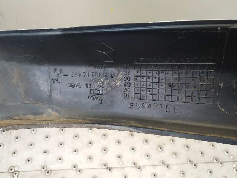 Recambio de aletin delantero izquierdo para chrysler jeep cherokee (xj) 2.5 td referencia OEM IAM 55947155  