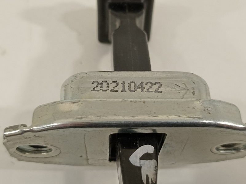 Recambio de retenedor puerta para nissan juke (f16) referencia OEM IAM 20210422  