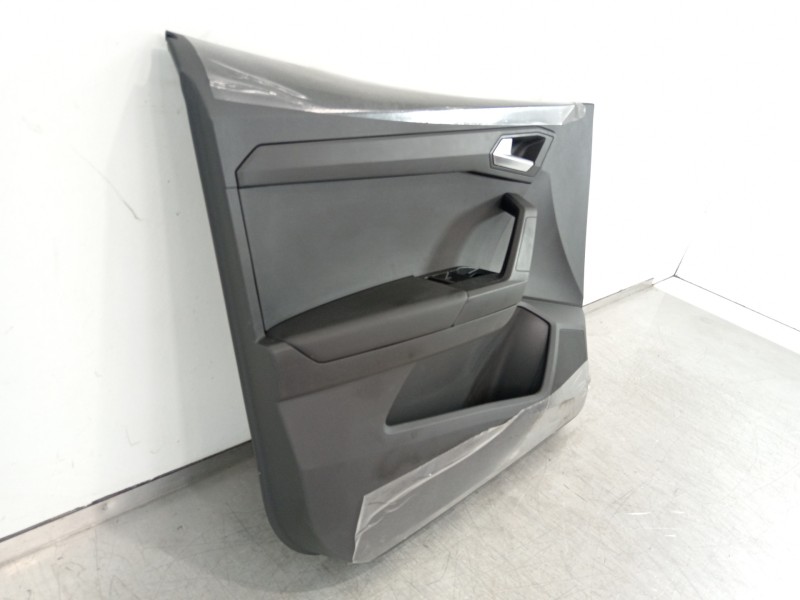 Recambio de guarnecido puerta delantera izquierda para seat ibiza (kj1) style go referencia OEM IAM 6F0867113  