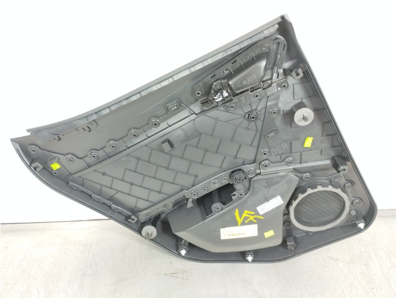 Recambio de guarnecido puerta trasera derecha para seat arona xperience referencia OEM IAM 6F0867134  