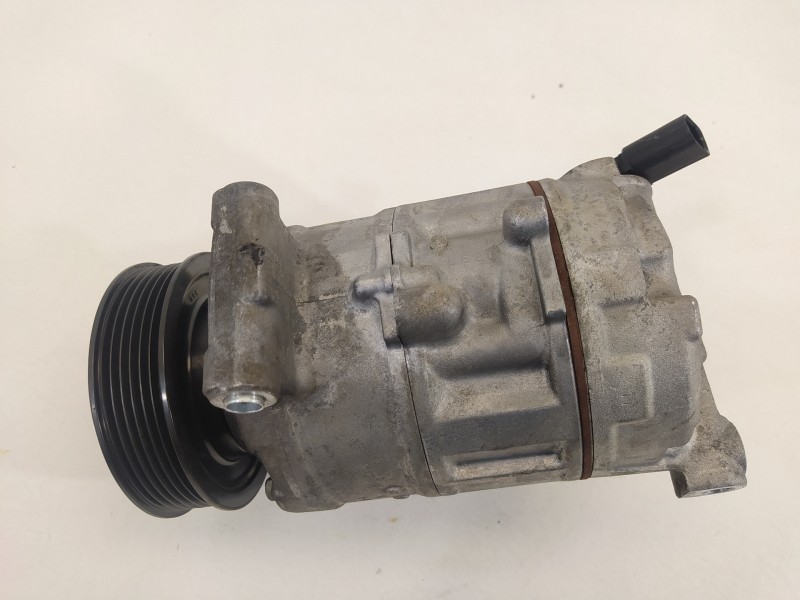Recambio de compresor aire acondicionado para audi q5 (8r) 2.0 tfsi (155kw) referencia OEM IAM 8KD260805  