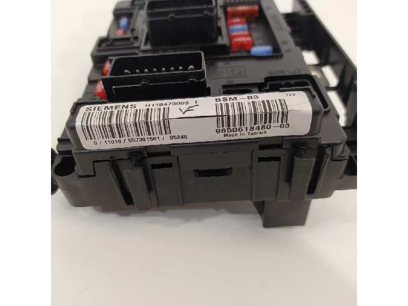 Recambio de caja reles / fusibles para citroën xsara picasso 1.6 sx top referencia OEM IAM 9650618480 BSMB3 