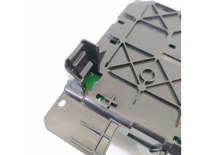 Recambio de caja reles / fusibles para citroën xsara picasso 1.6 sx top referencia OEM IAM 9650618480 BSMB3 