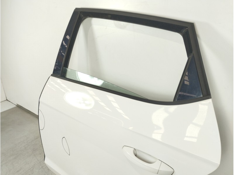 Recambio de puerta trasera izquierda para seat leon (5f1) i-tech ecomotive referencia OEM IAM 5F4833055  