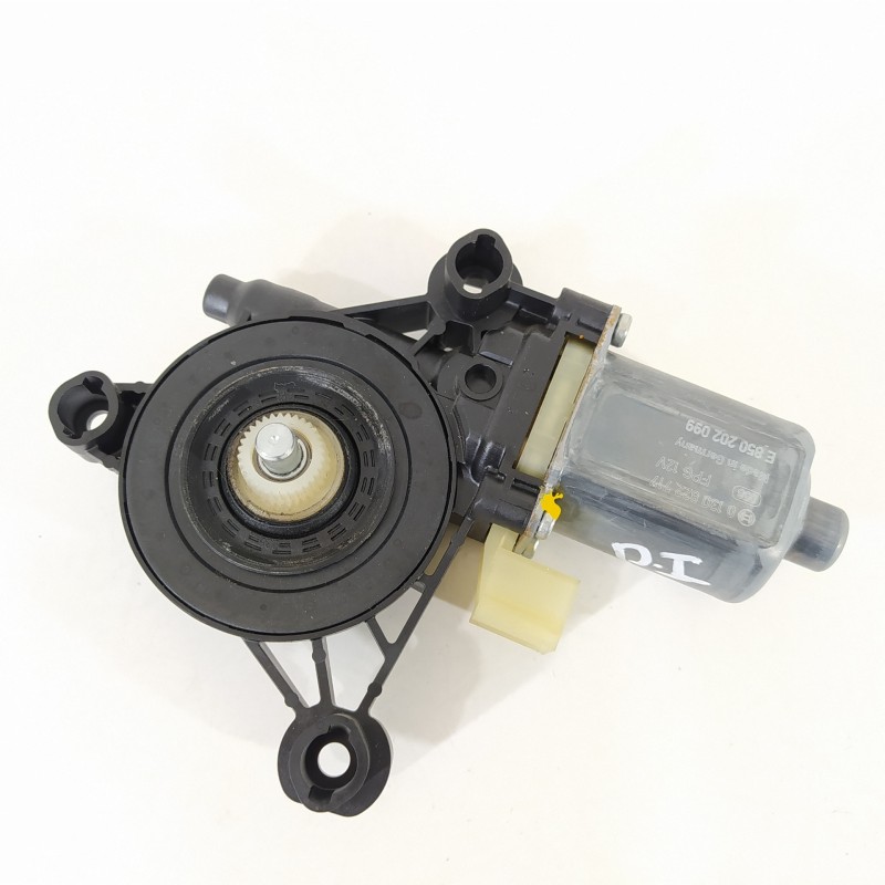 Recambio de motor elevalunas delantero izquierdo para seat leon st (5f8) style edition referencia OEM IAM 5Q0959801B 0130822717 