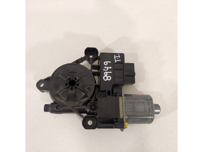 Recambio de motor elevalunas trasero izquierdo para seat leon st (5f8) style edition referencia OEM IAM 5Q0959811E 0130822725 