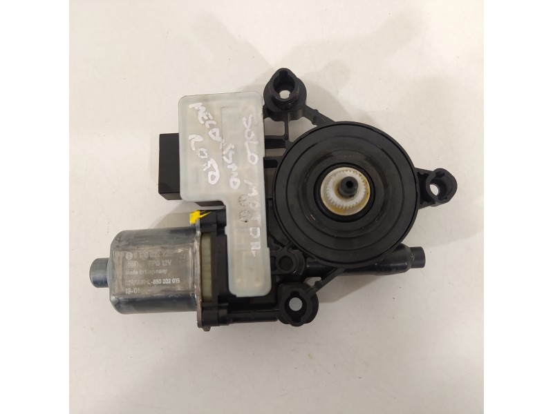 Recambio de motor elevalunas trasero izquierdo para seat leon st (5f8) style edition referencia OEM IAM 5Q0959811E 0130822725 