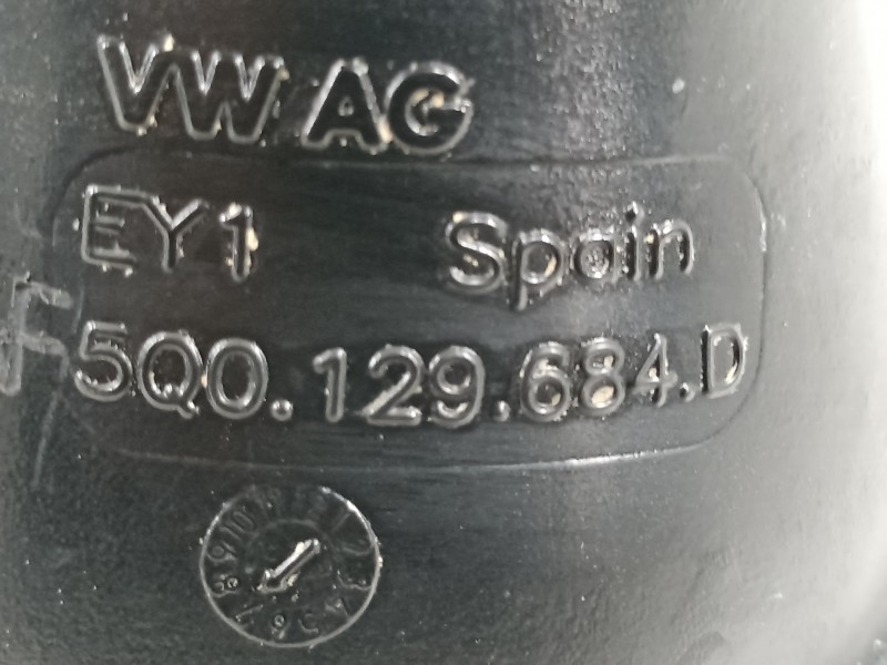 Recambio de tubo para seat arona xperience referencia OEM IAM 5Q0129684D  