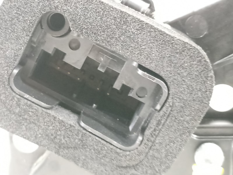 Recambio de cerradura puerta delantera izquierda para seat arona xperience referencia OEM IAM 10B837015B  