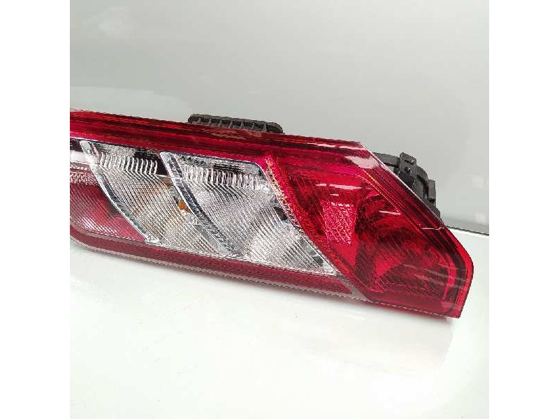 Recambio de piloto trasero derecho para ford transit custom kasten 270 l1 referencia OEM IAM BK2113404  