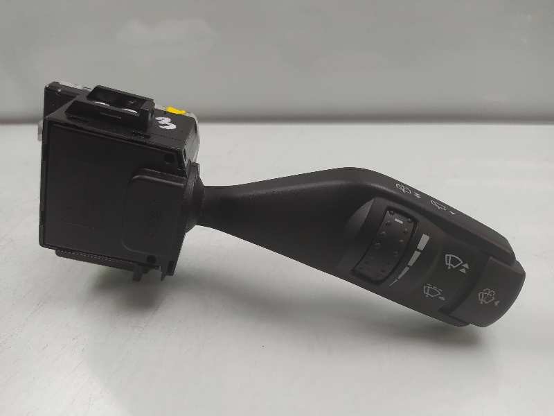 Recambio de mando limpia para ford kuga (cbv) trend referencia OEM IAM 4M5T17A553BD  