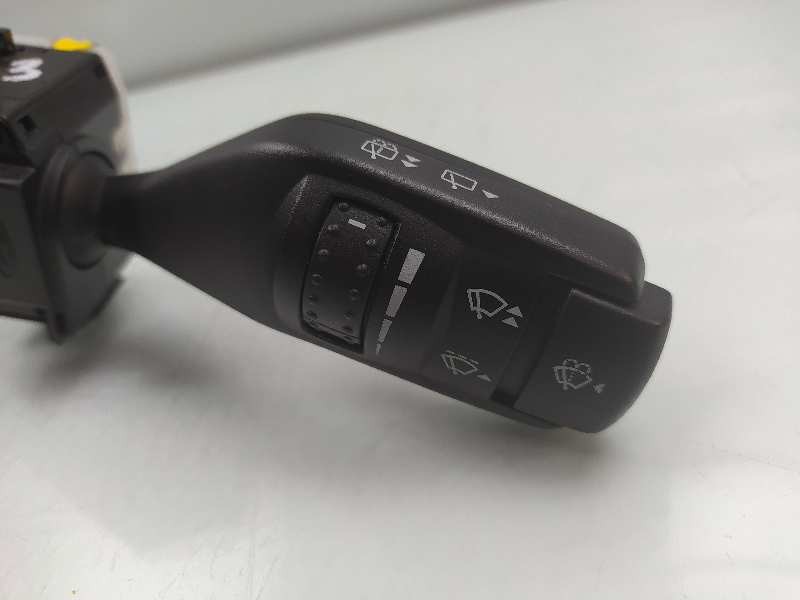 Recambio de mando limpia para ford kuga (cbv) trend referencia OEM IAM 4M5T17A553BD  