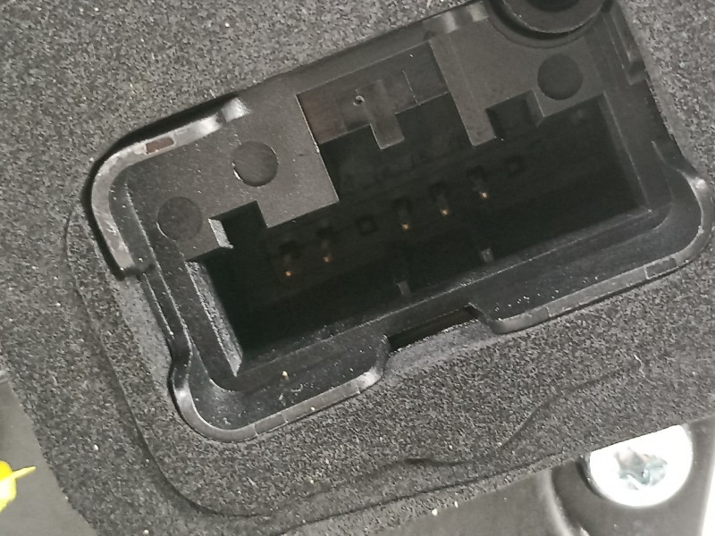 Recambio de cerradura puerta delantera derecha para seat arona xperience referencia OEM IAM 10B837016B  