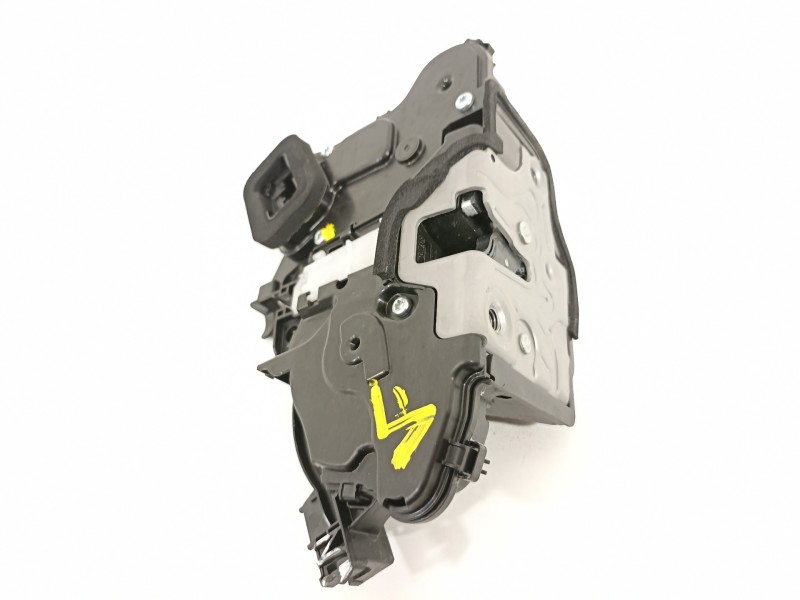 Recambio de cerradura puerta delantera derecha para seat arona xperience referencia OEM IAM 10B837016B  