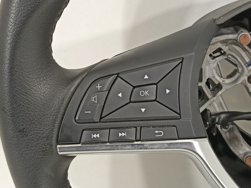 Recambio de volante para nissan juke (f16) referencia OEM IAM 484306PH1B 34343812A 