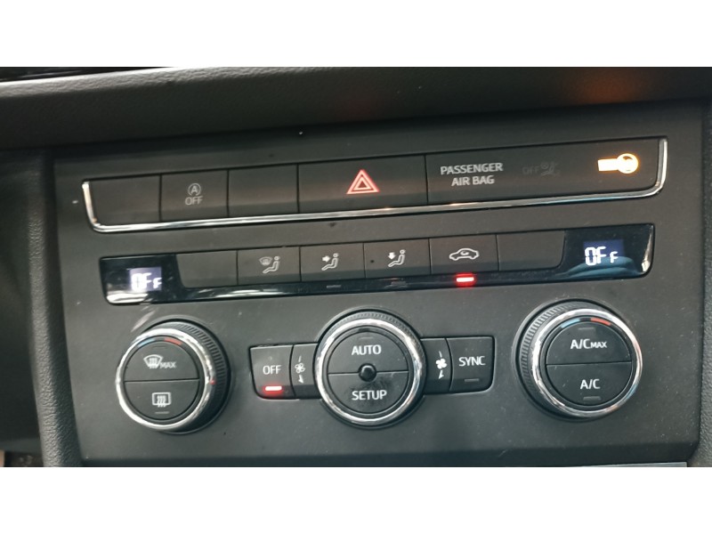Recambio de mando climatizador para seat leon (5f1) i-tech ecomotive referencia OEM IAM 5F0907044H 5HB011215 